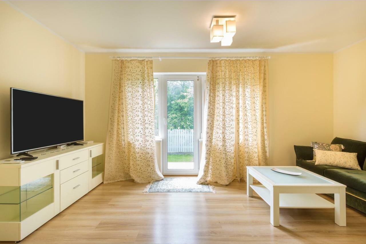 Kerese Apartments 派尔努 客房 照片