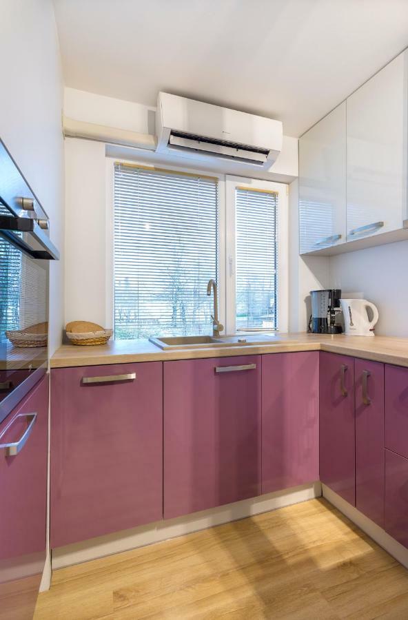 Kerese Apartments 派尔努 外观 照片